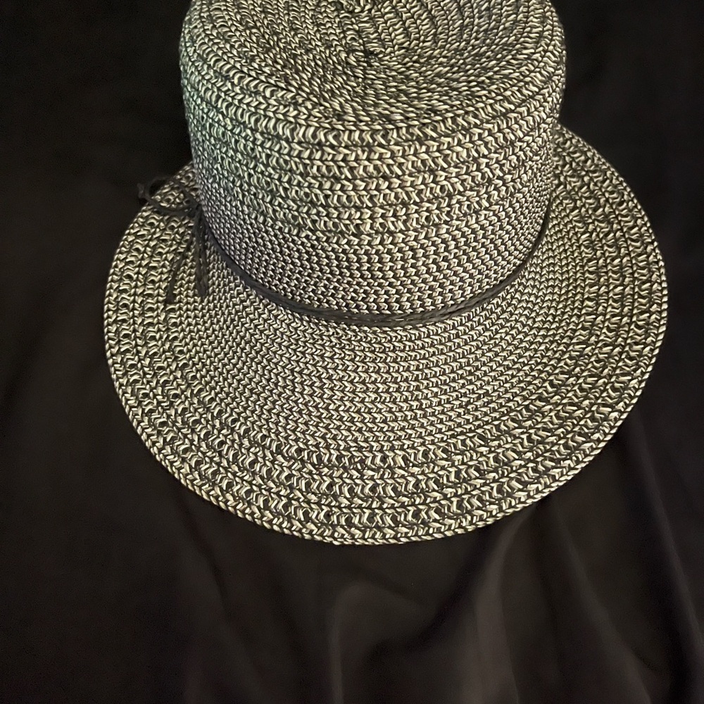Nine West Black and White Woven Sun Hat